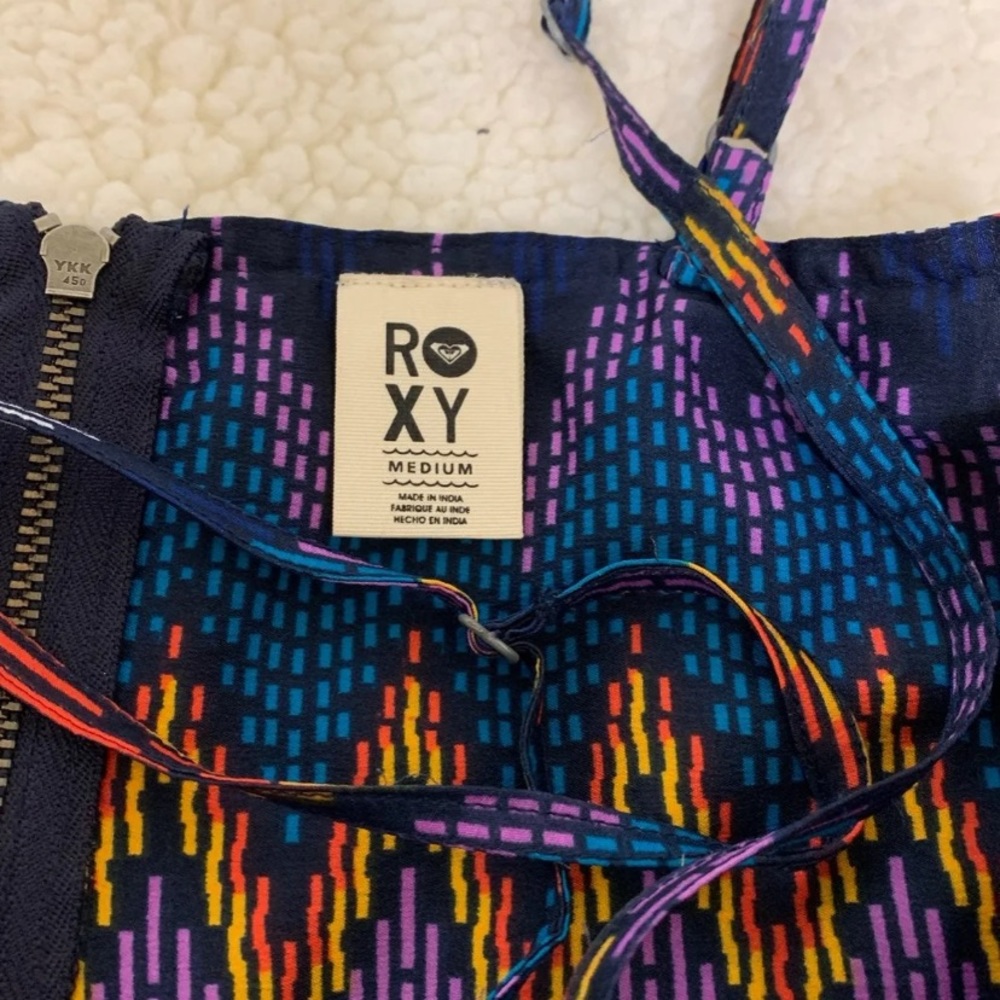 New Roxy dress - Picture 3 of 3